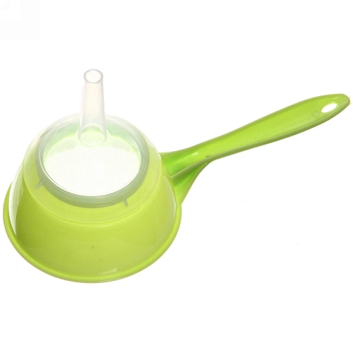 Воронка пластиковая с ситом 10см 