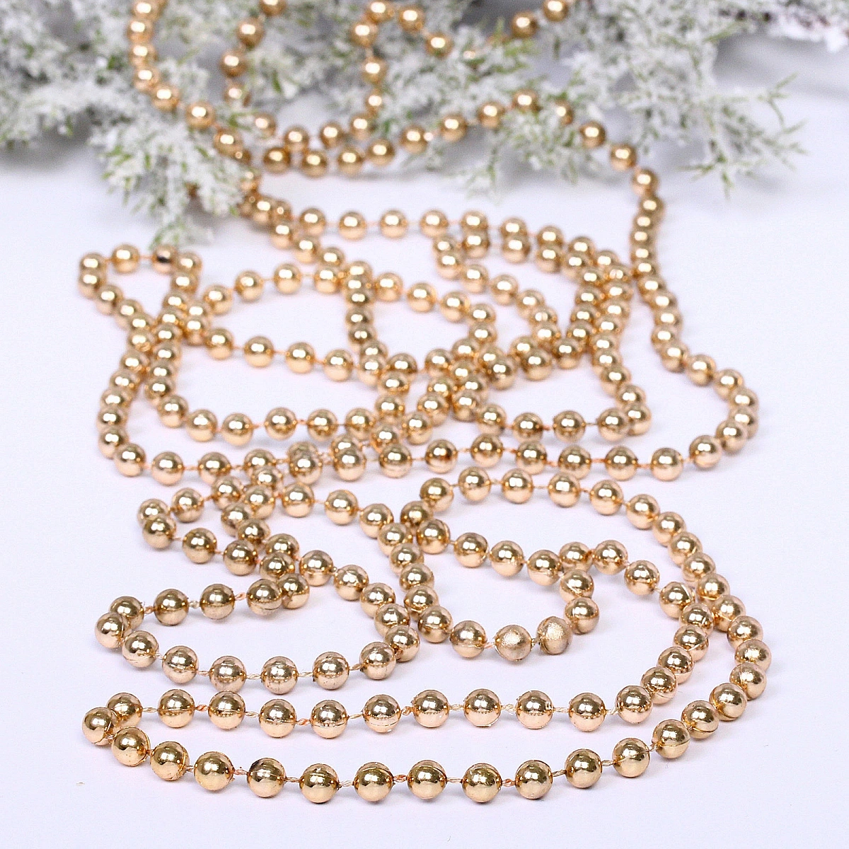 Бусы на елку 2,7м "Шарик" d-6мм, шампань (pvc коробка)