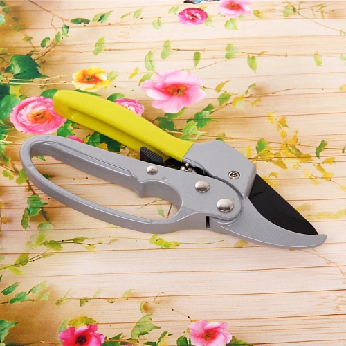 Секатор плоскостной 8 (20,5см) Макси усиленный, алюмине комбинир ручки ДоброСад_4