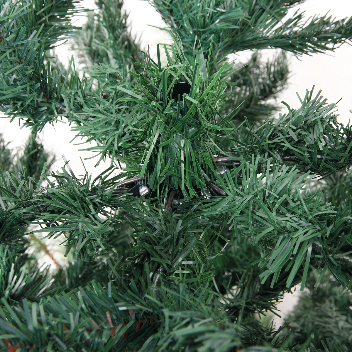 Елка "Зимняя ночь" 210 см, ПВХ, леска (860 веток)