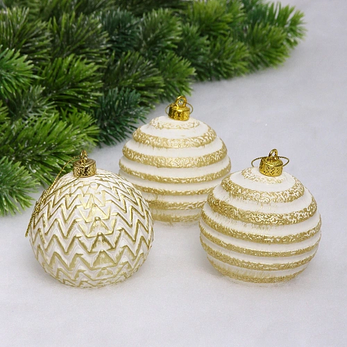 Новогодние шары VERSAILLES "Лесное таинство" 8 см (набор 3 шт), Белый/золото