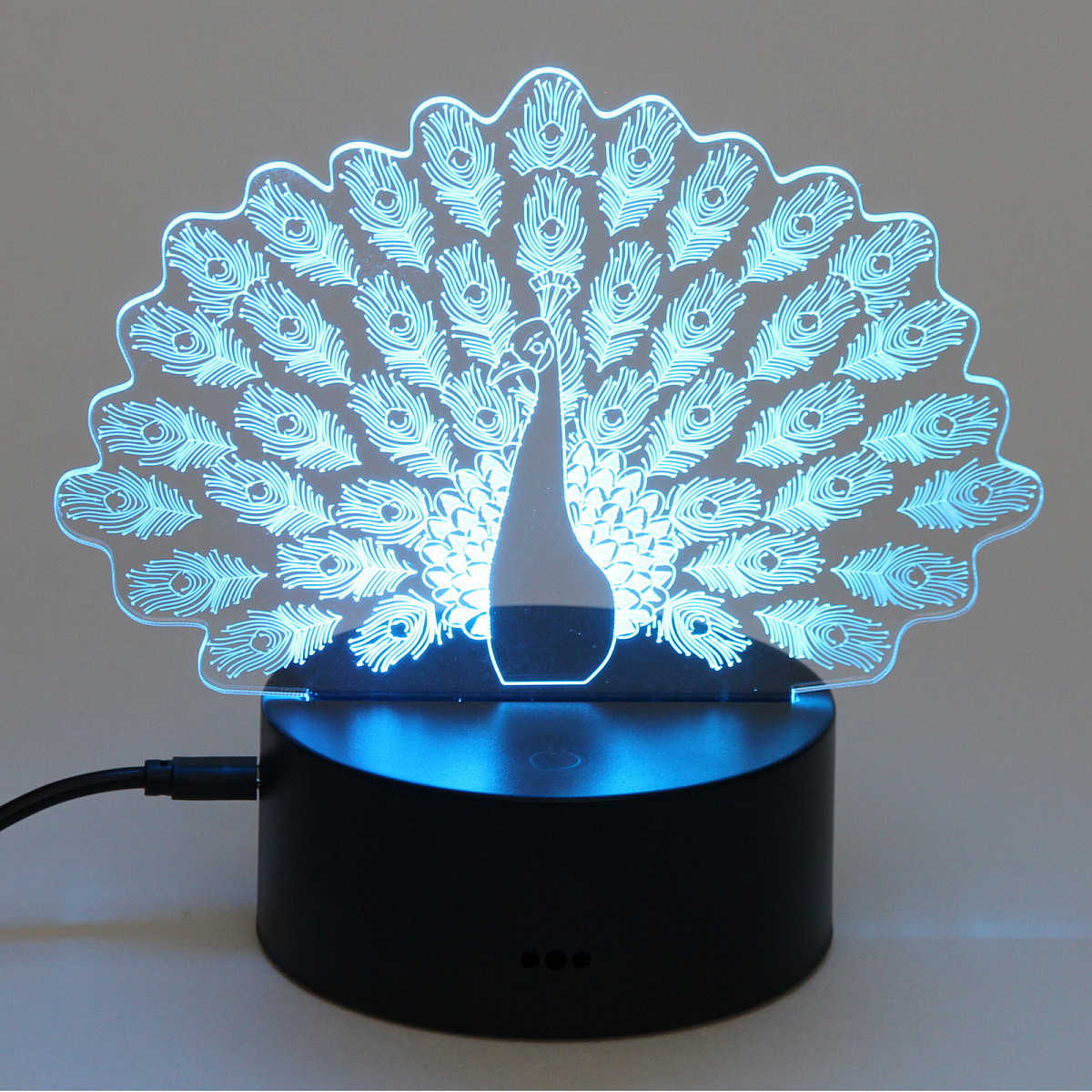 Светильник ночник "3D-Павлин" на пластиковой подставке, с включателем USB