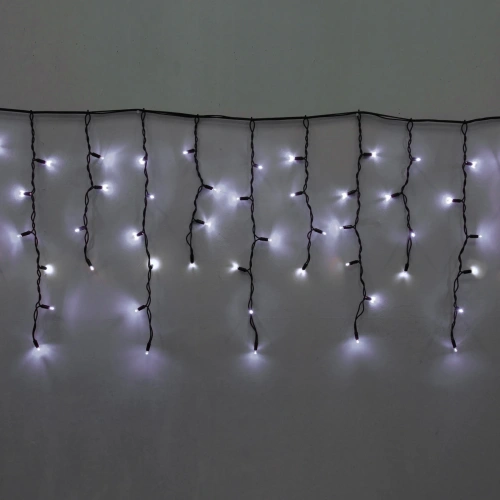 Гирлянда для улицы БАХРОМА "Мерцание" ш5м* в40/60см 180 ламп LED, черный провод, IP-65, Белый  (возможность соединения)