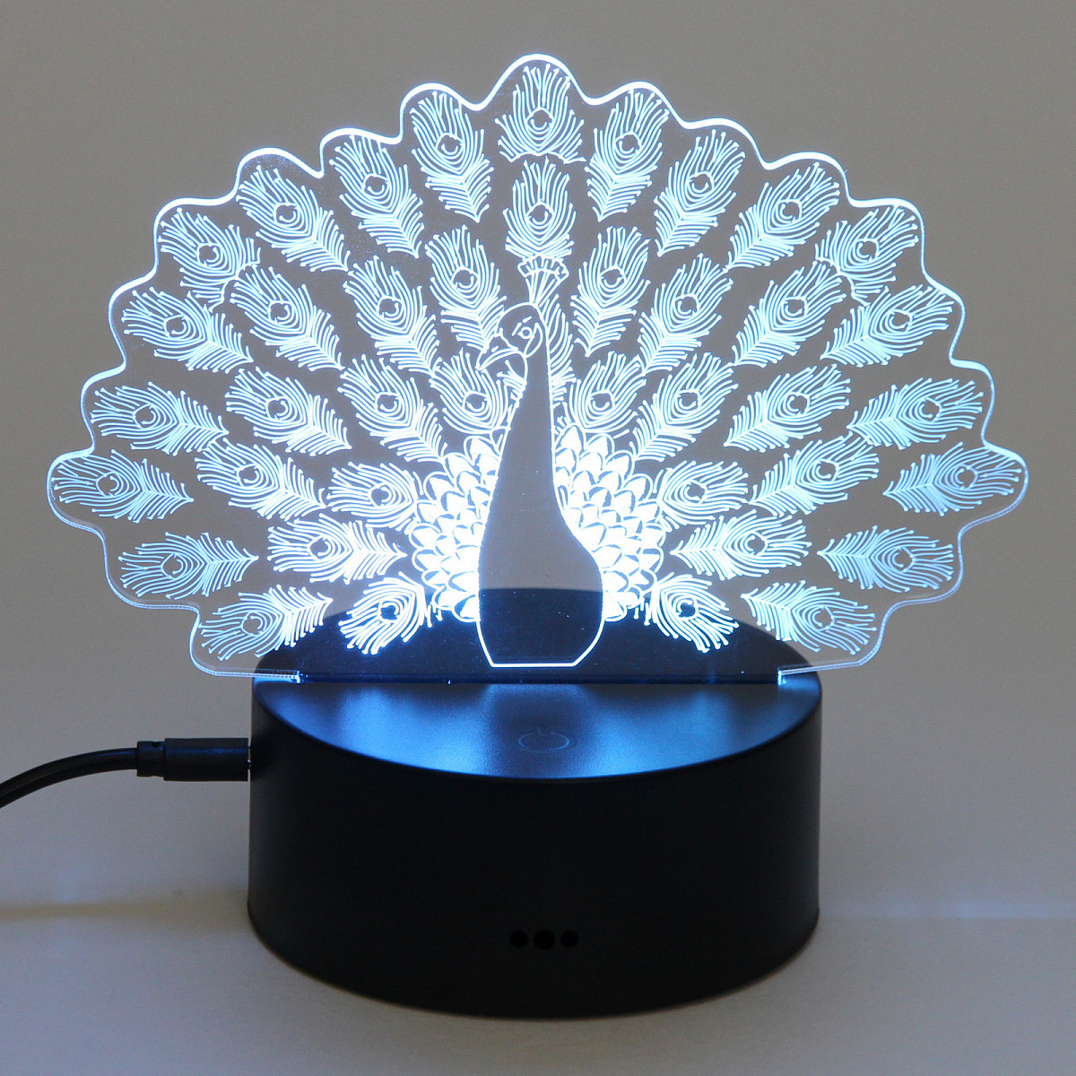 Светильник ночник "3D-Павлин" на пластиковой подставке, с включателем USB