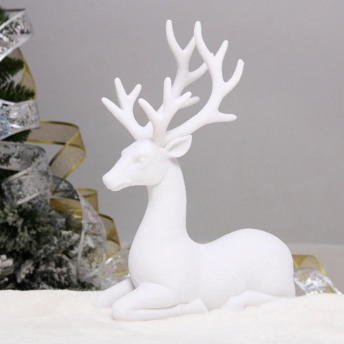 Фигурка новогодняя "Северный олень" 19.5*8*25 см, Белый