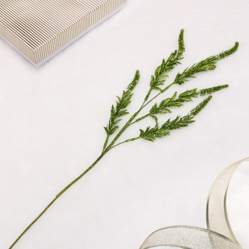 Ветка декоративная "Зимняя свежесть" 70 см, Нежный зеленый